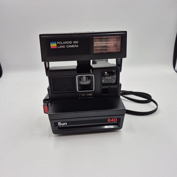 Vintage Black POLAROID 640/600 Land Camera PL Untested - Picture 1 of 9